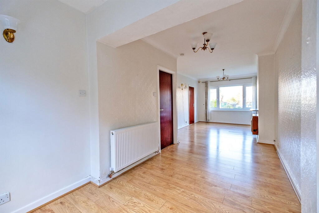 Linton Grove, Alwoodley, Leeds, LS17 8PS