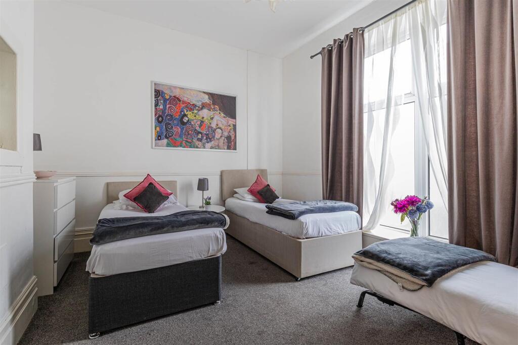 Pearl Street 14-5.jpg