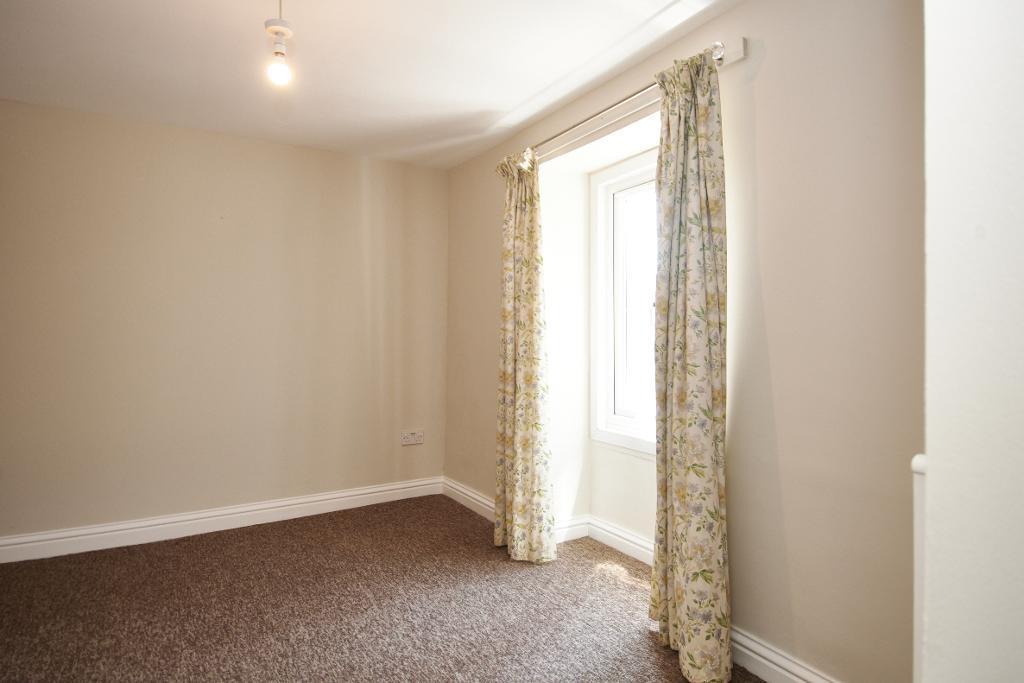 Master bedroom photo 1