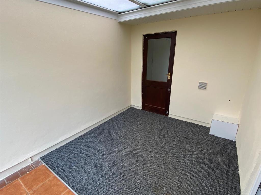 130 Kingsley Court Conservatory