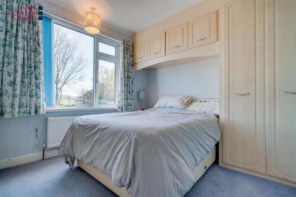 Bedroom 2- 1.jpg