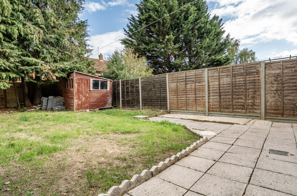 1358536-4-68d2a82...