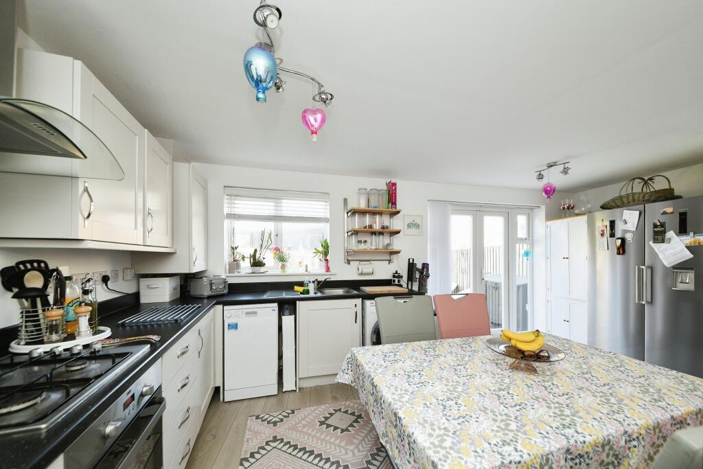 Kitchen 3