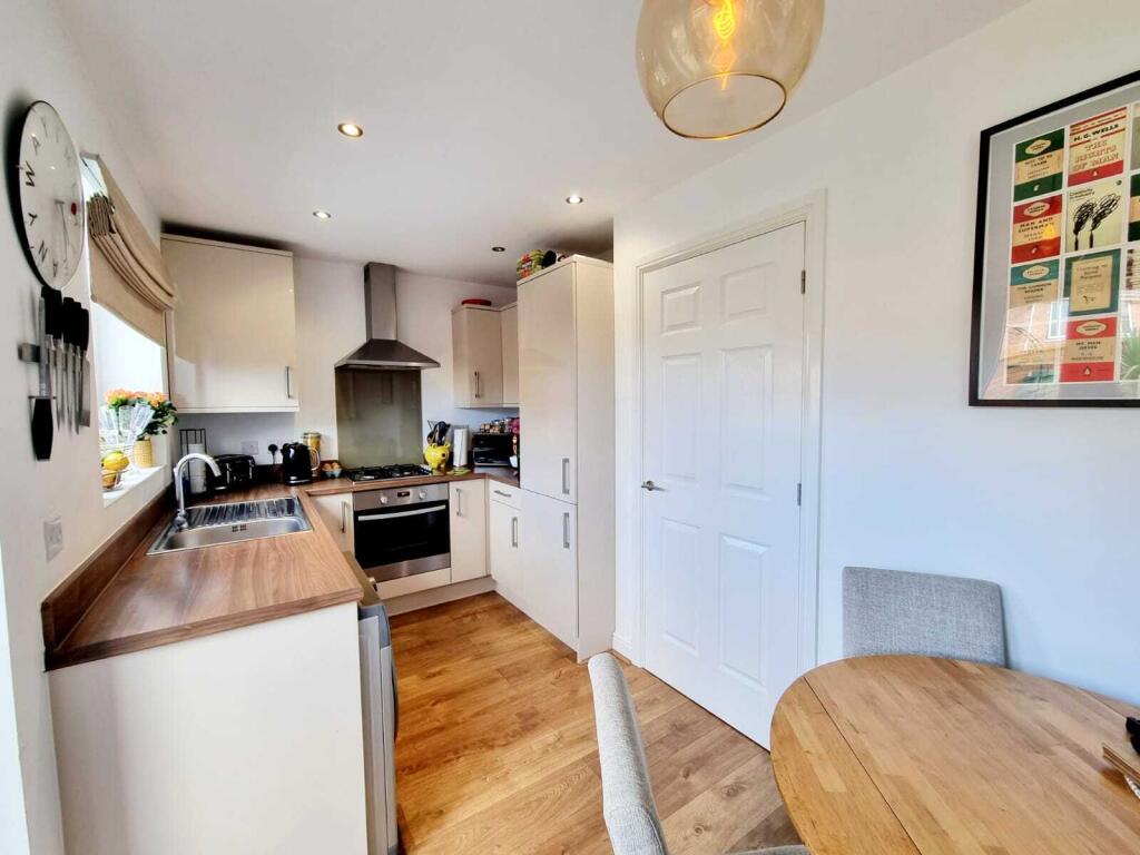 6882ad57-c335-48ec-b0b1-cf326cd2fa50