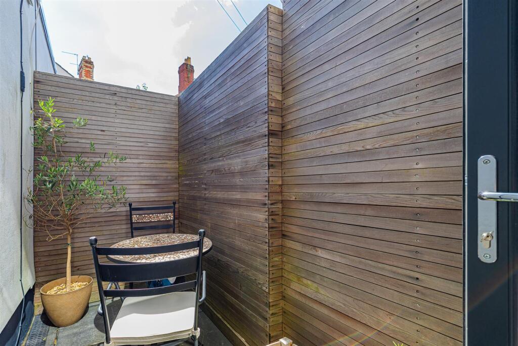 Penylan Road 15, 1-11.jpg