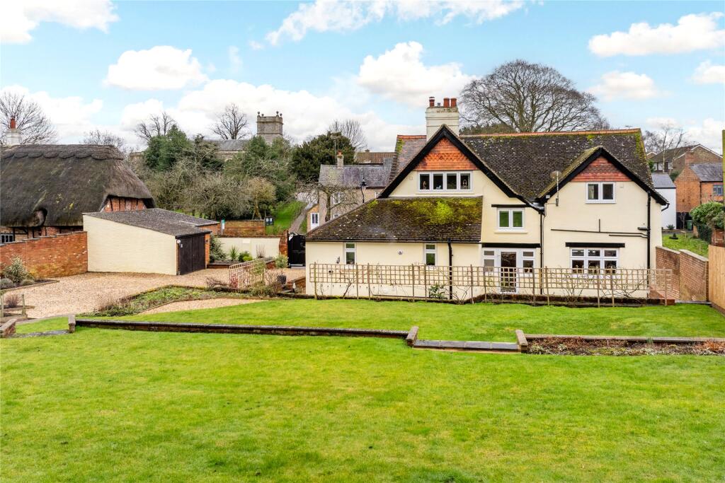 Garden/Rear
