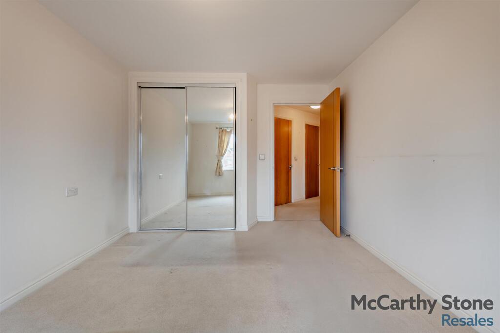 8670688-interior19-800.jpg