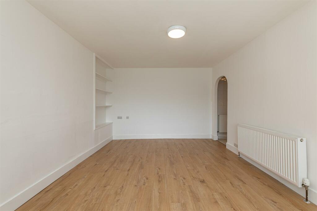 22 Haliburton Place Galashiels 13.JPG