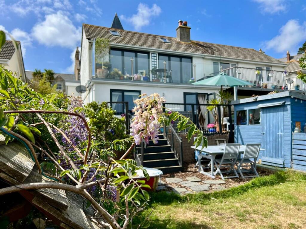 Front, Parking, Garden &amp; Views