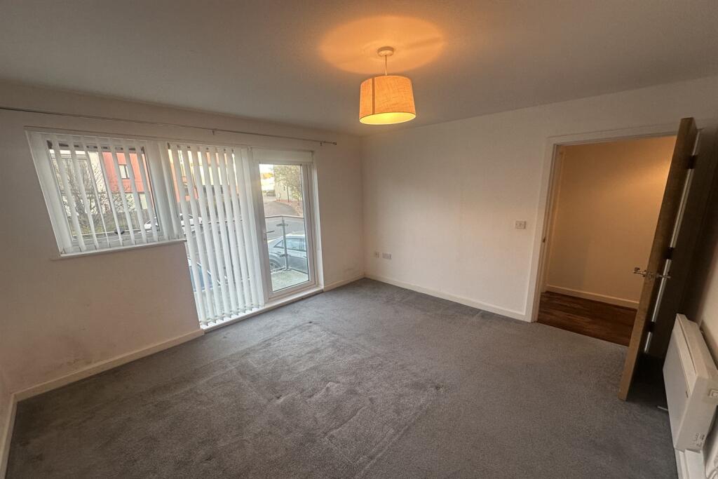 Calder House, Droylsden, M43