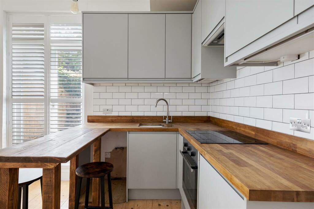 Bodney Road, E8