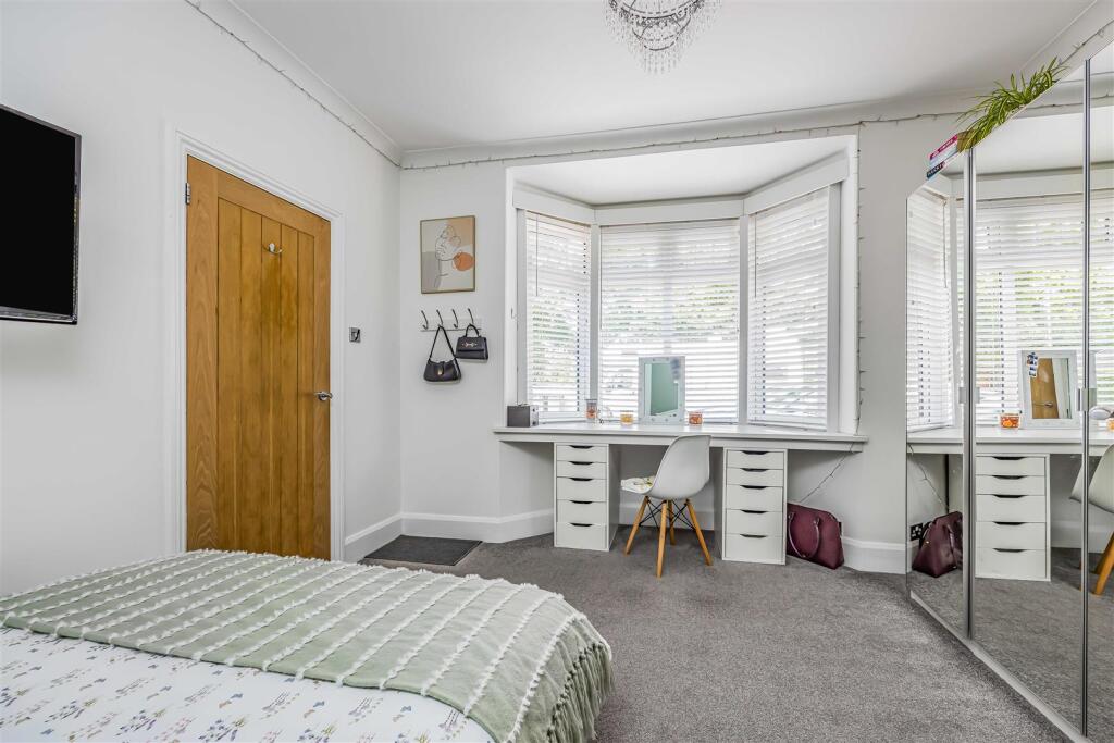 14 Salterns Lane, Hayling Island-Small-PorticoMark