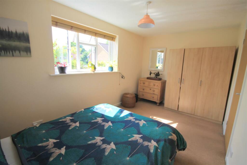 AD Bedroom i.JPG