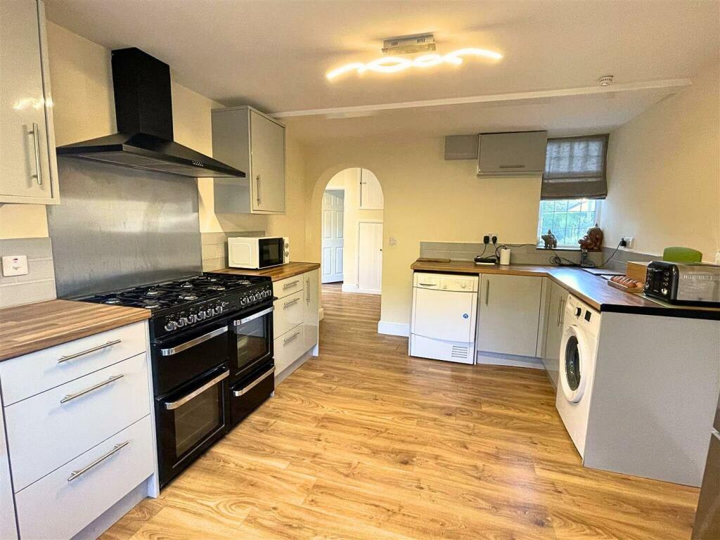 Woodhall Spa Kitchen newest.jpg