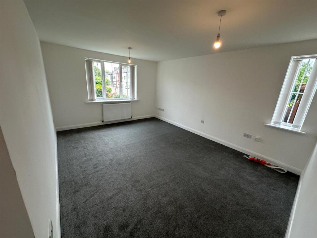 Lounge.jpg