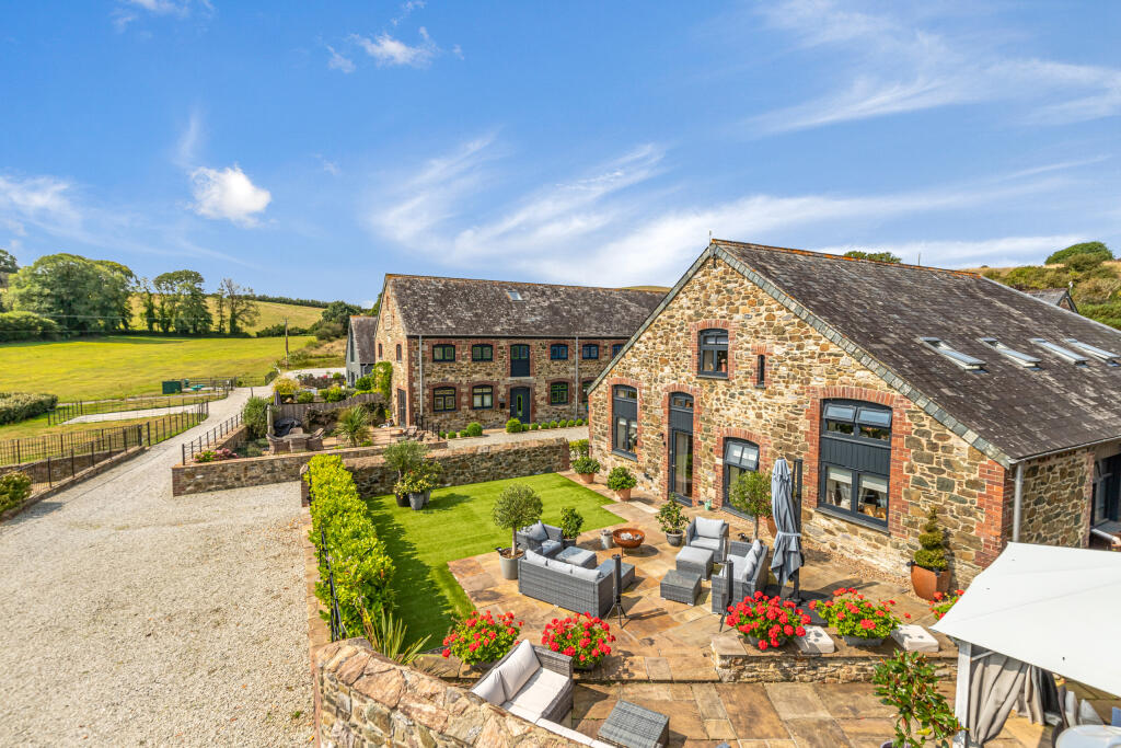 A08 - Elder Hareston Farm Barns, Hareston, Yealmpt