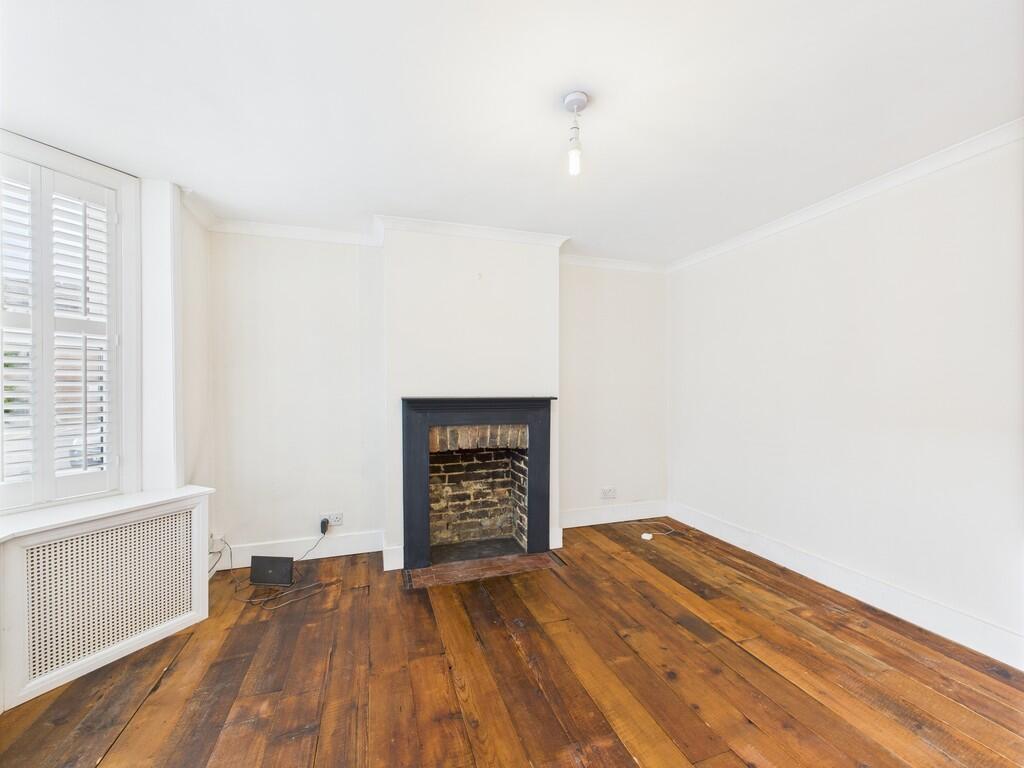 CAM04018G0-PR0292...