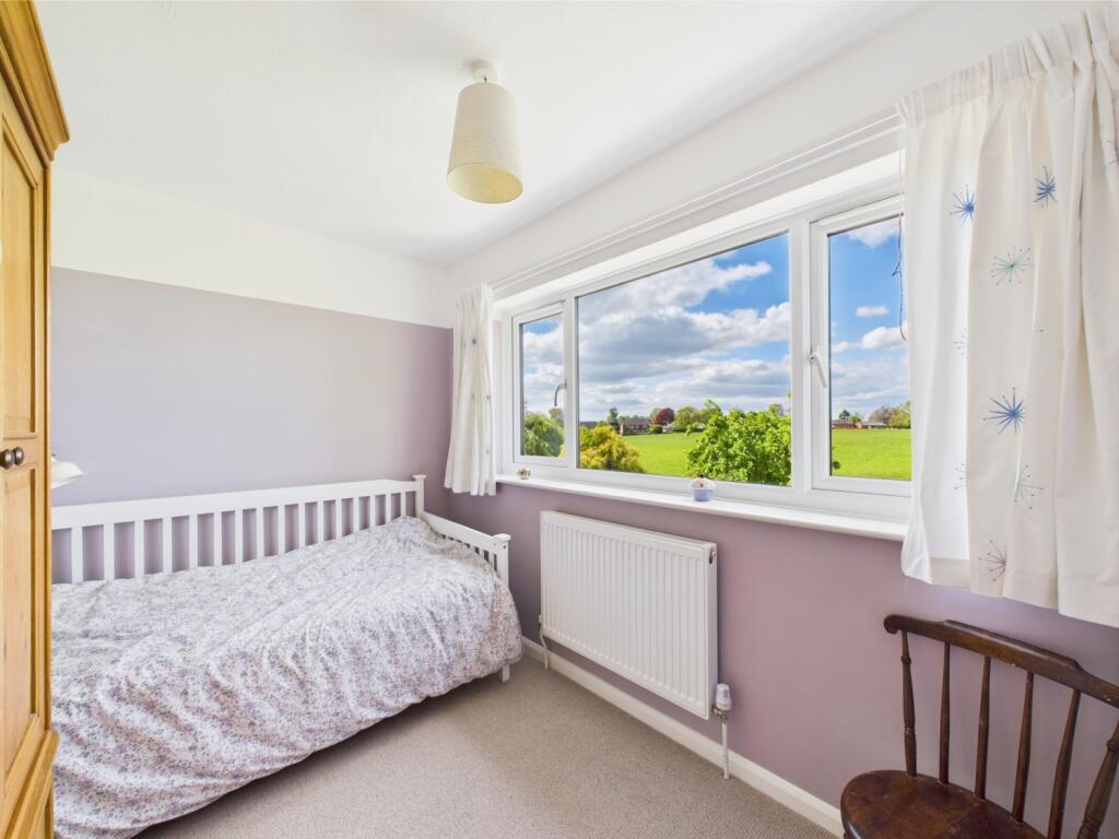 CAM02313G0-PR0082-STILL016