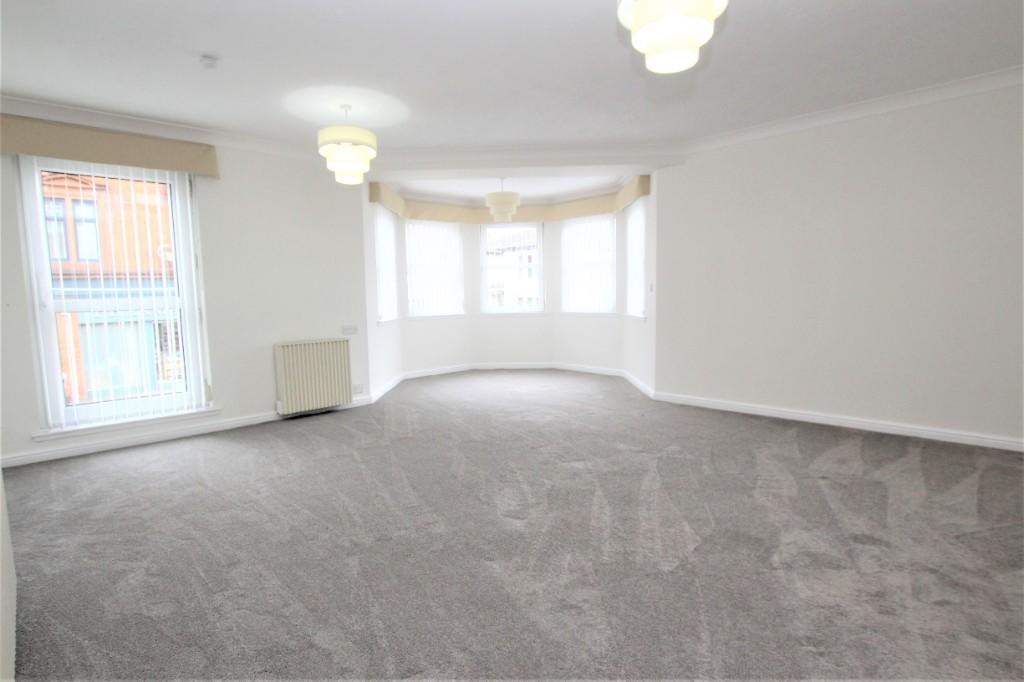 Lounge/dining 