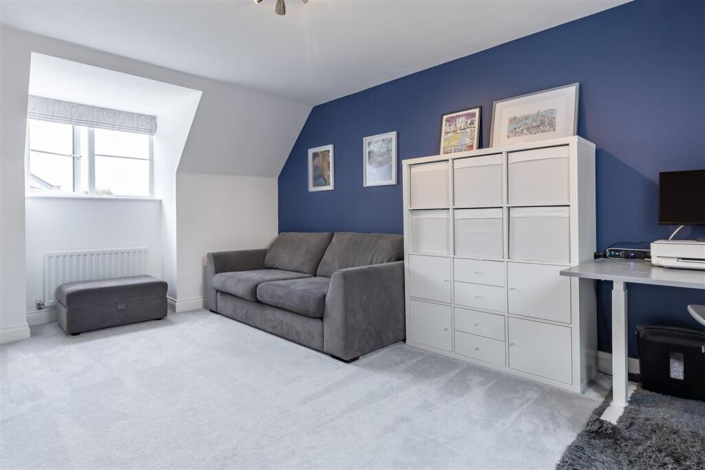 39 Kings Wood (17).jpg