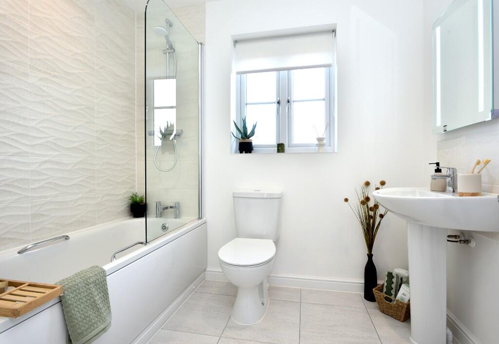 Main bathroom