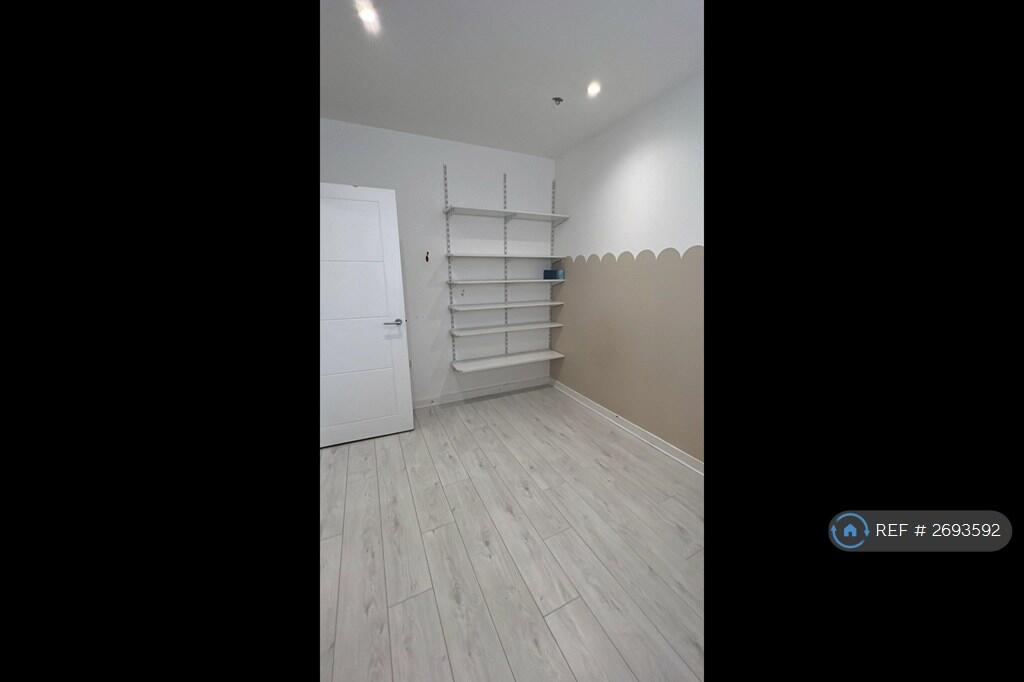 Dinning Or Ground Floor Room