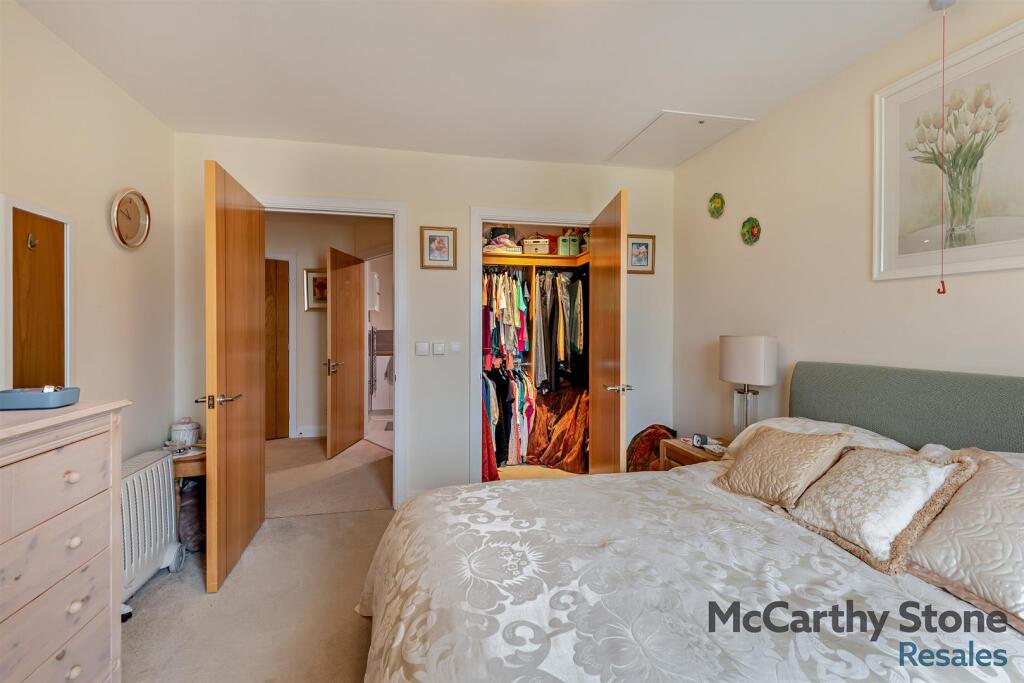8640724-interior02-800.jpg
