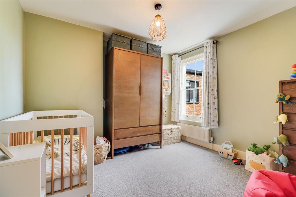 Bedroom 2 (2)