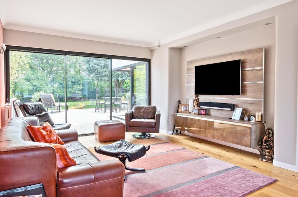 47-6823130a52116-1290276-ARW-47 .jpg