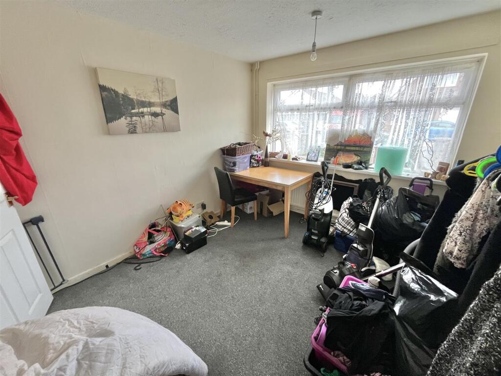 BEDROOM THREE/DINING ROOM
