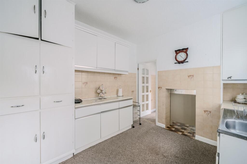 24 Station Rd-31.jpg