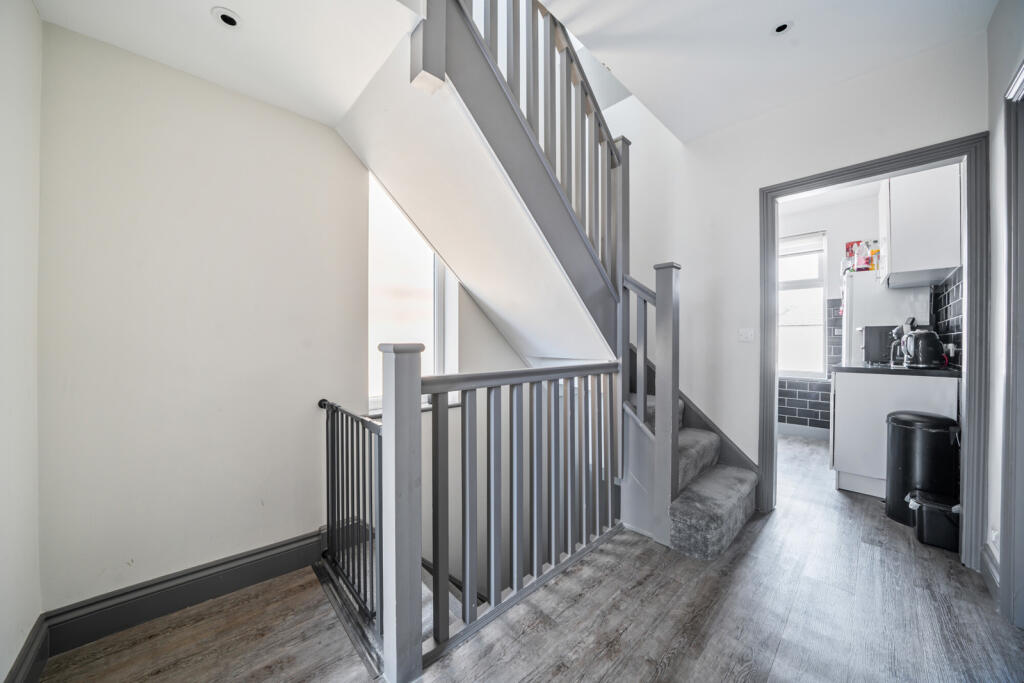 1340466-11-689b3e...