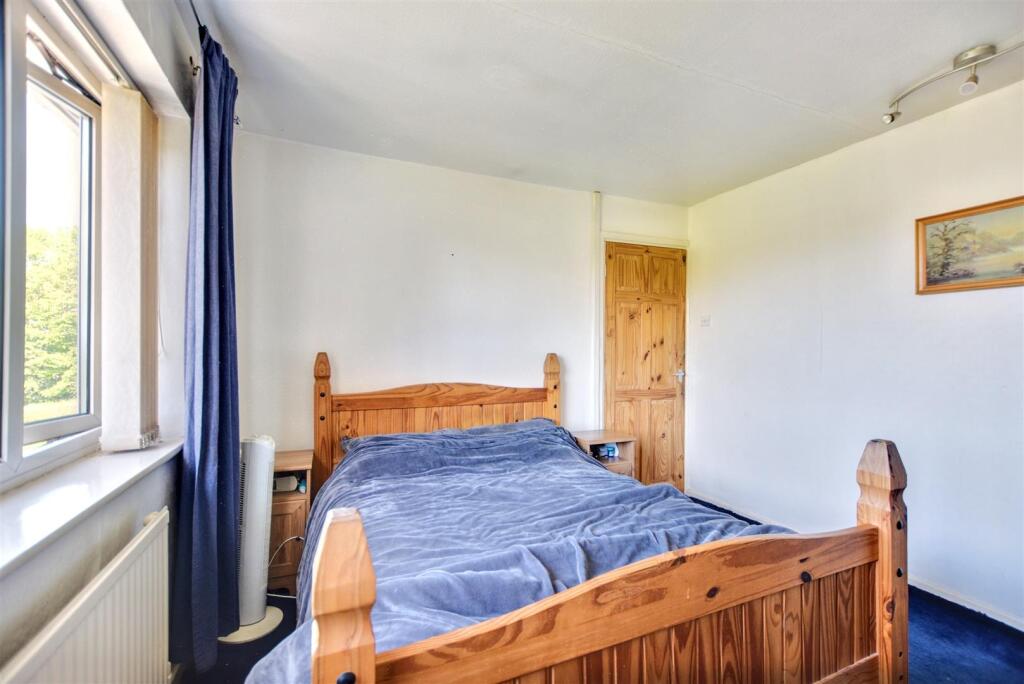 Bedroom 2_2.jpeg