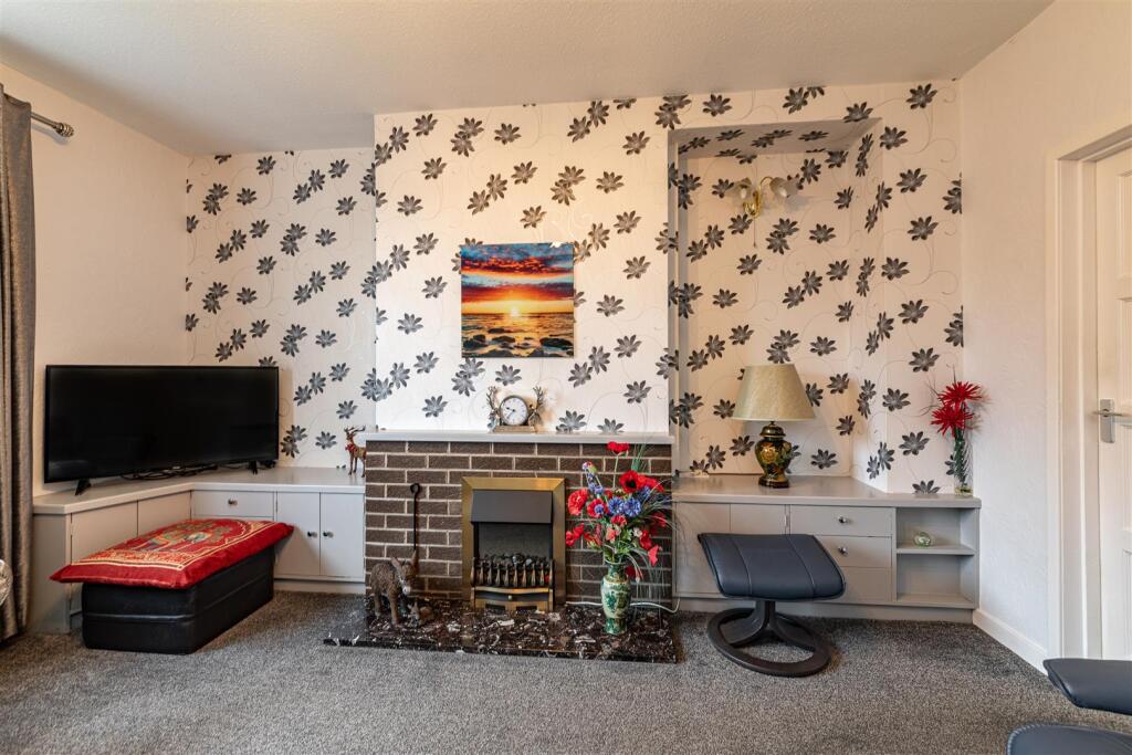 1 Glenburn Avenue Newtown St Boswells 13.JPG