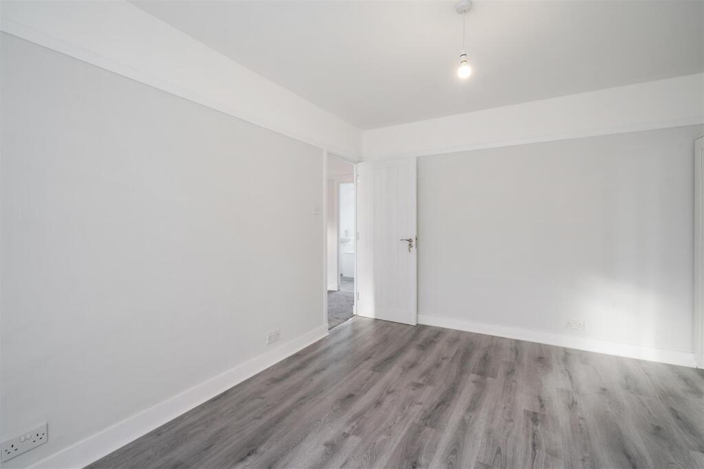 33 Chalfont Avenue - eDuPx0fz38vFxrHkAdTo.jpg