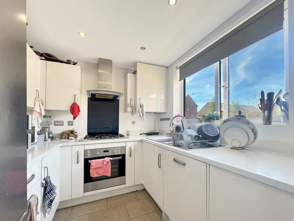 5646761348b4d55794b218d8a8aa916cb541c5a5