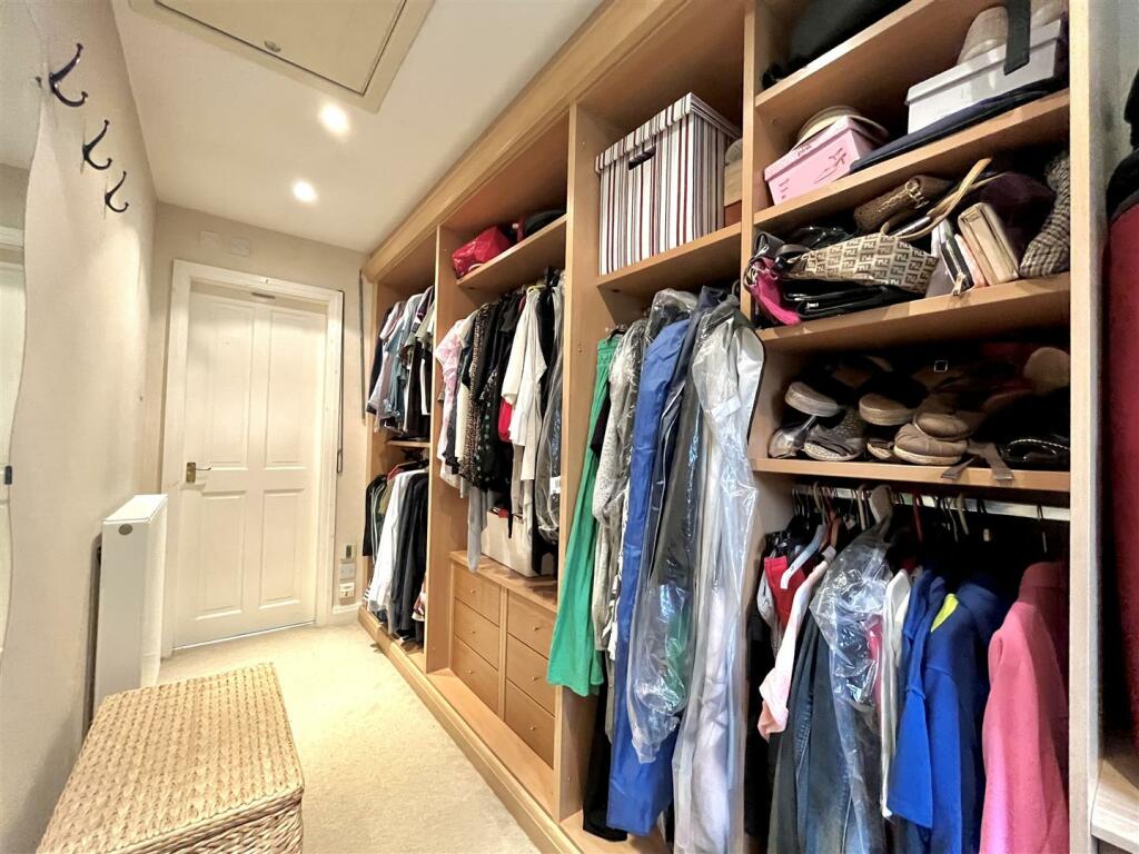 Walk In Wardrobe