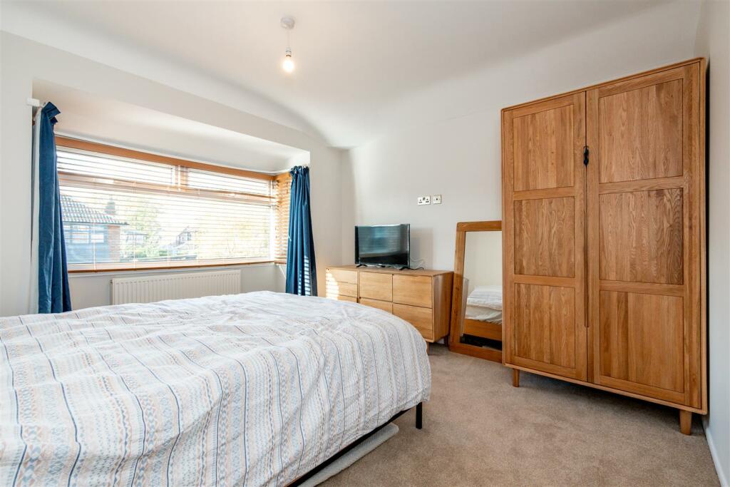 Bedroom 2.jpg