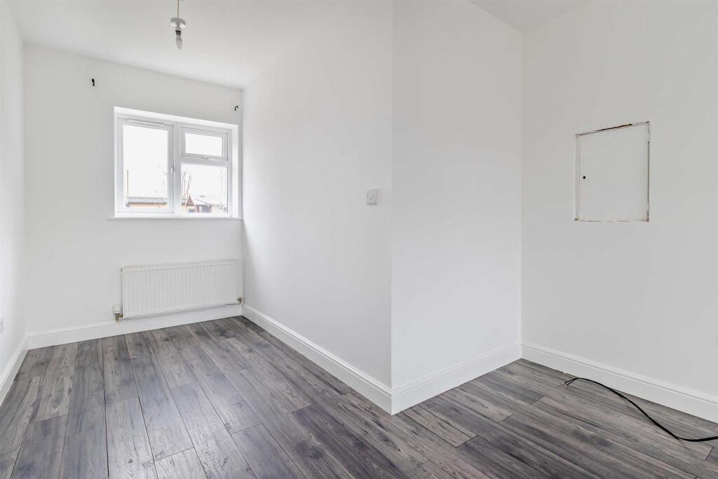 8640300-interior06-800.jpg