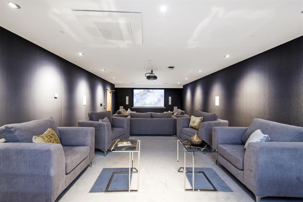 cinema (3).jpg