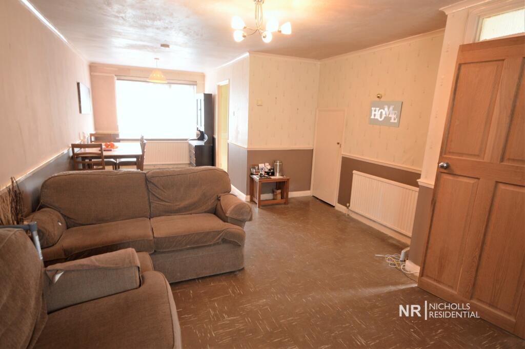 Lounge /  Dining Room