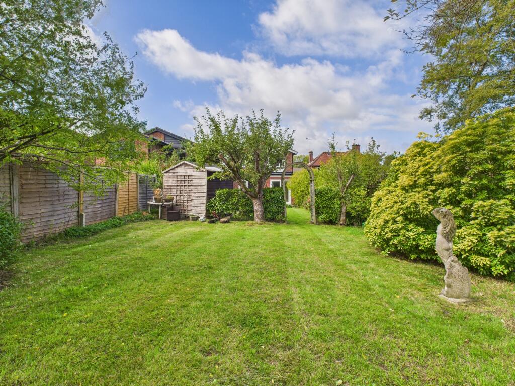 CAM02119G0-PR0459-STILL022