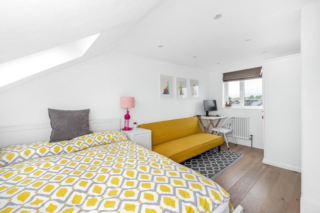 Main bedroom 