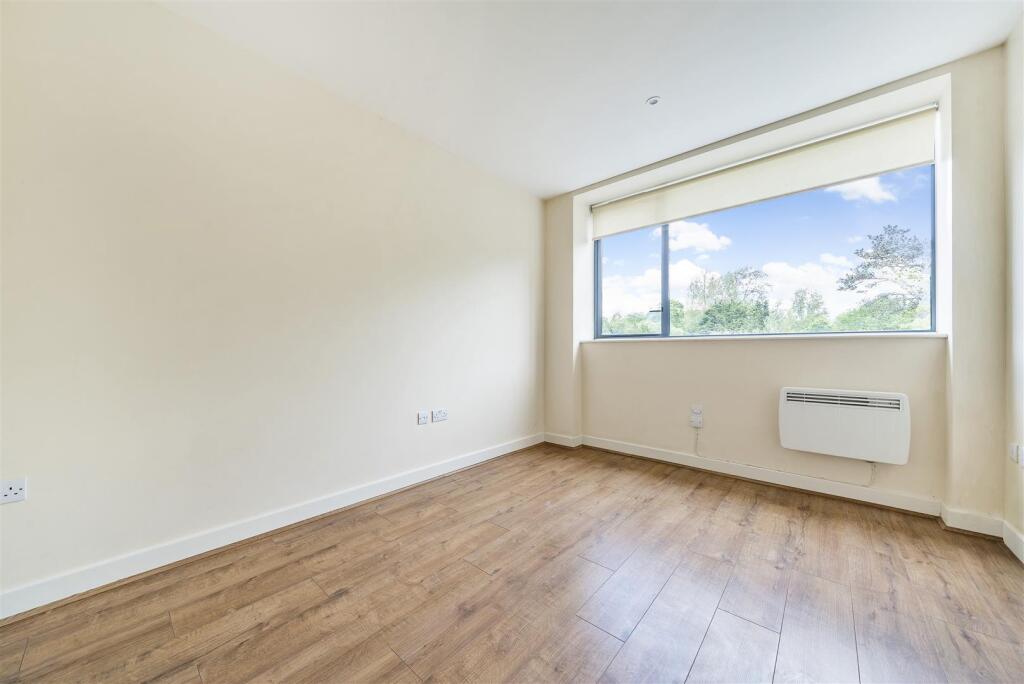 Bedroom 2nd angle.jpg