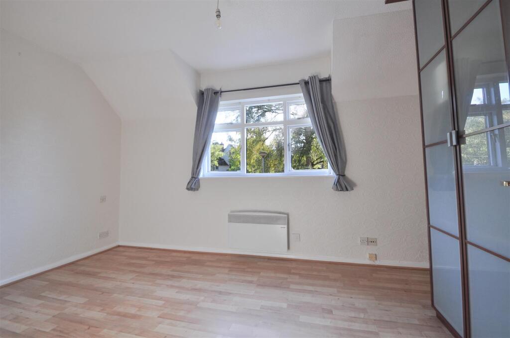 Bedroom.jpg