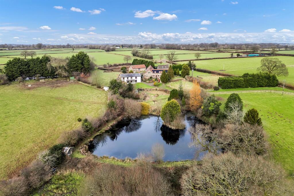 LowerSoutheyFarm.Drone.5.JPG