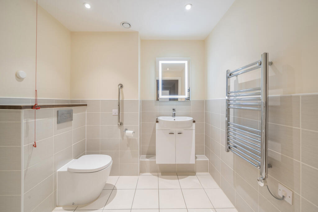 1349780-9-68c1980...