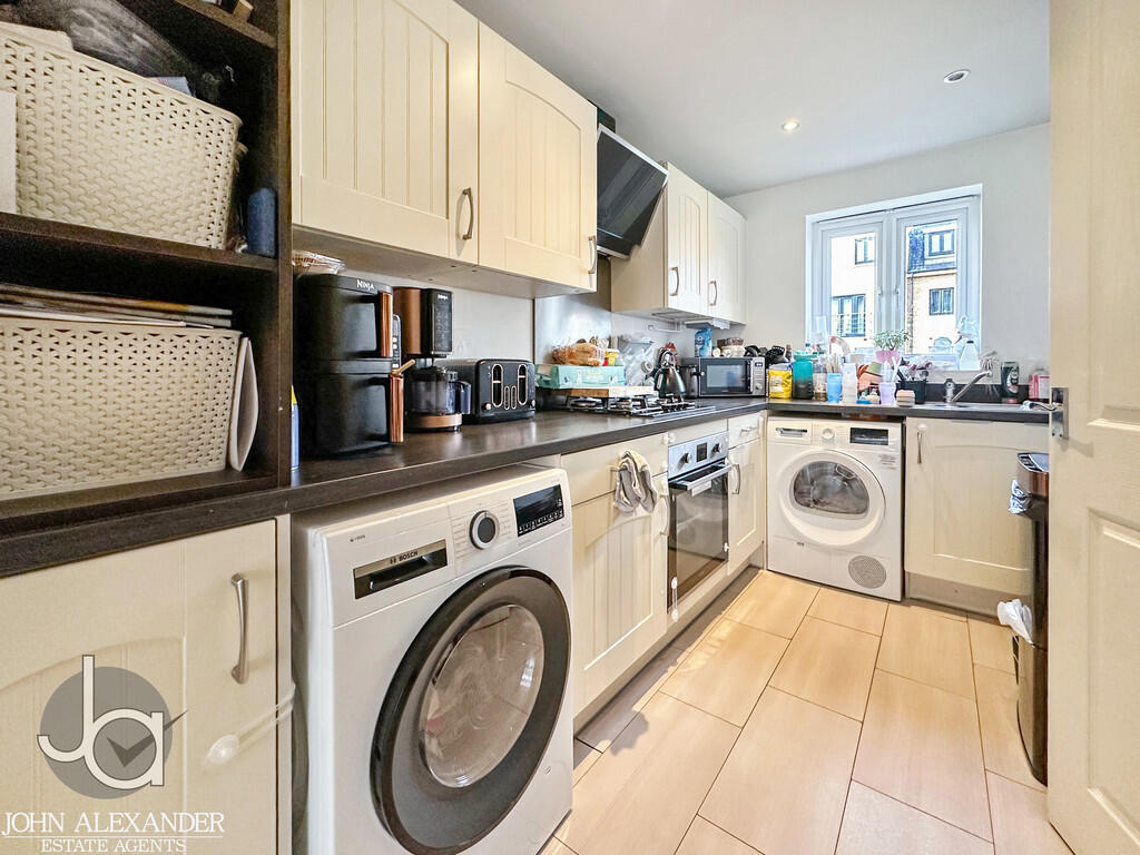 20250225_09494411...