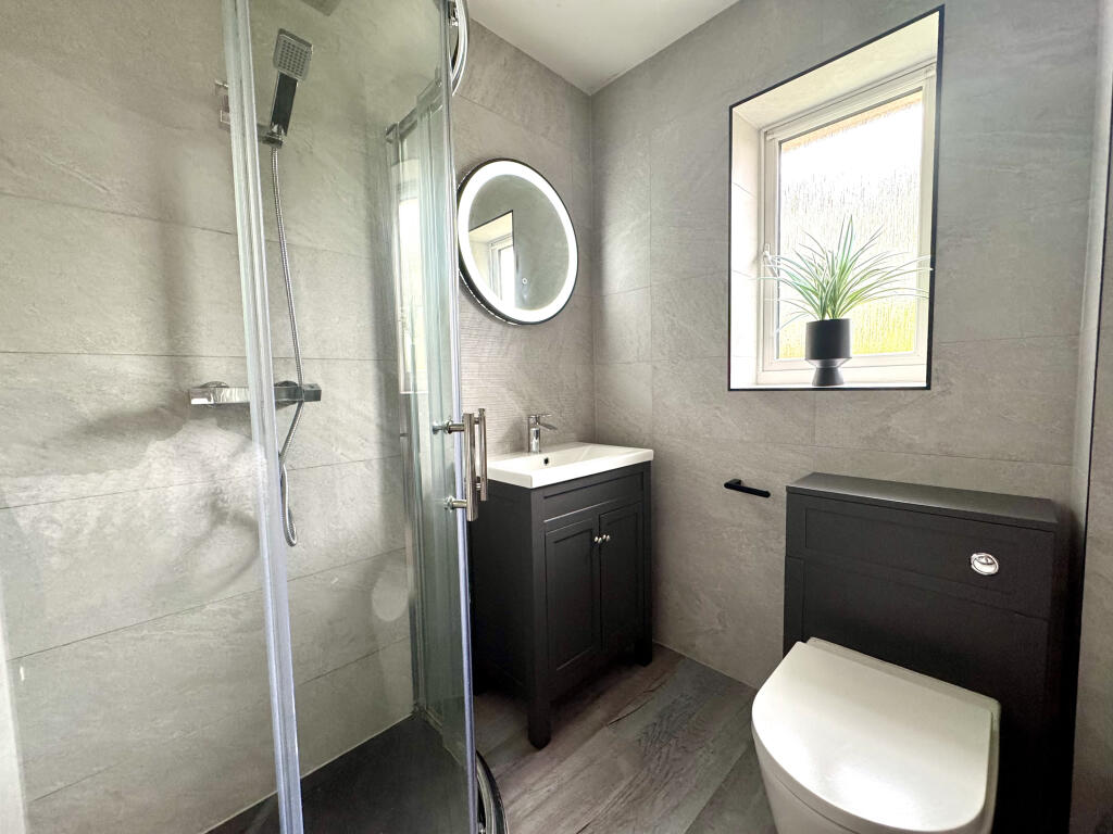 Master En-Suite