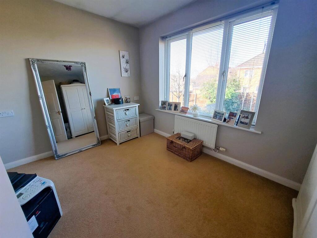 Middle Greeve, Northampton